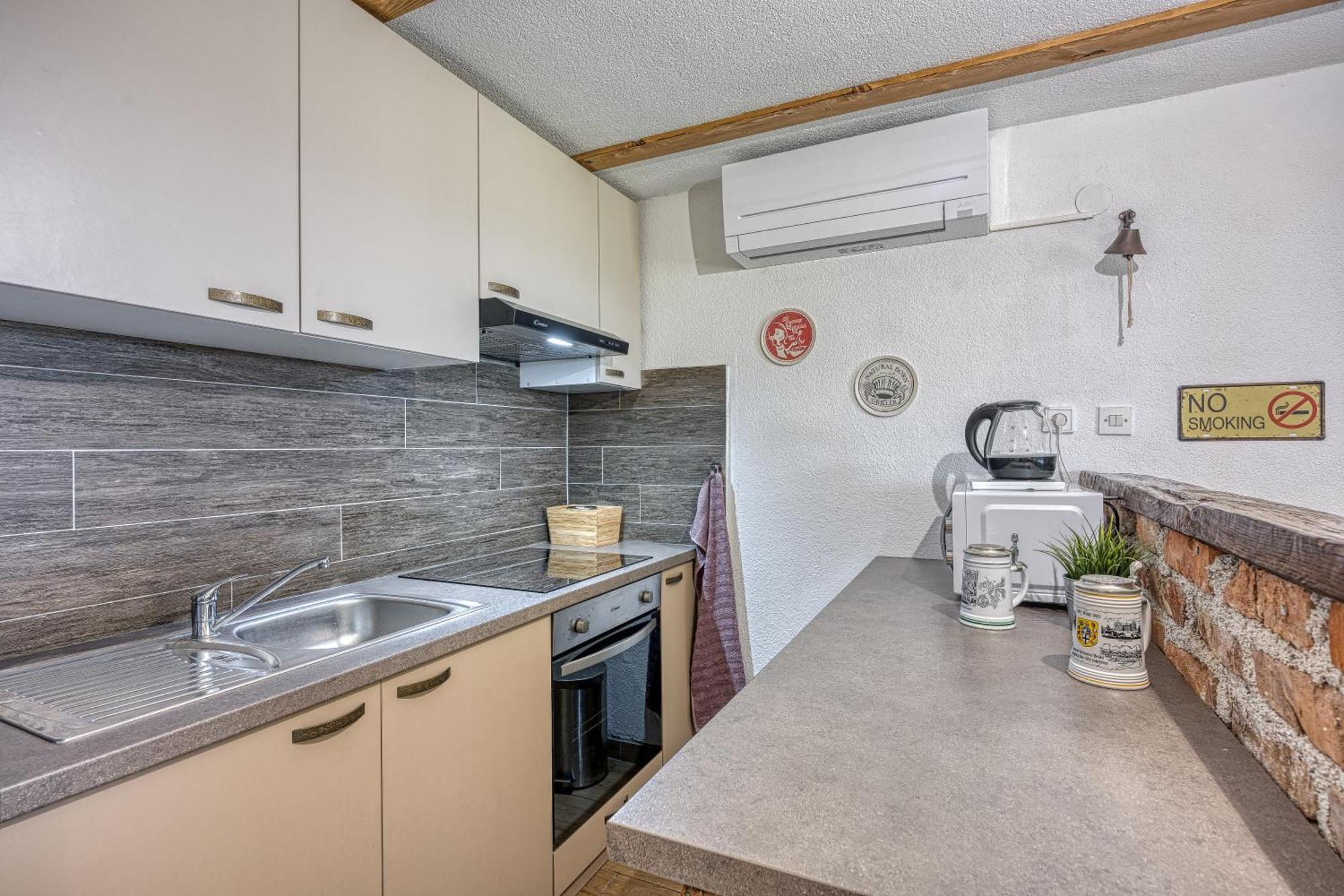 Holiday Home Primus Jasztrebarszka Kültér fotó